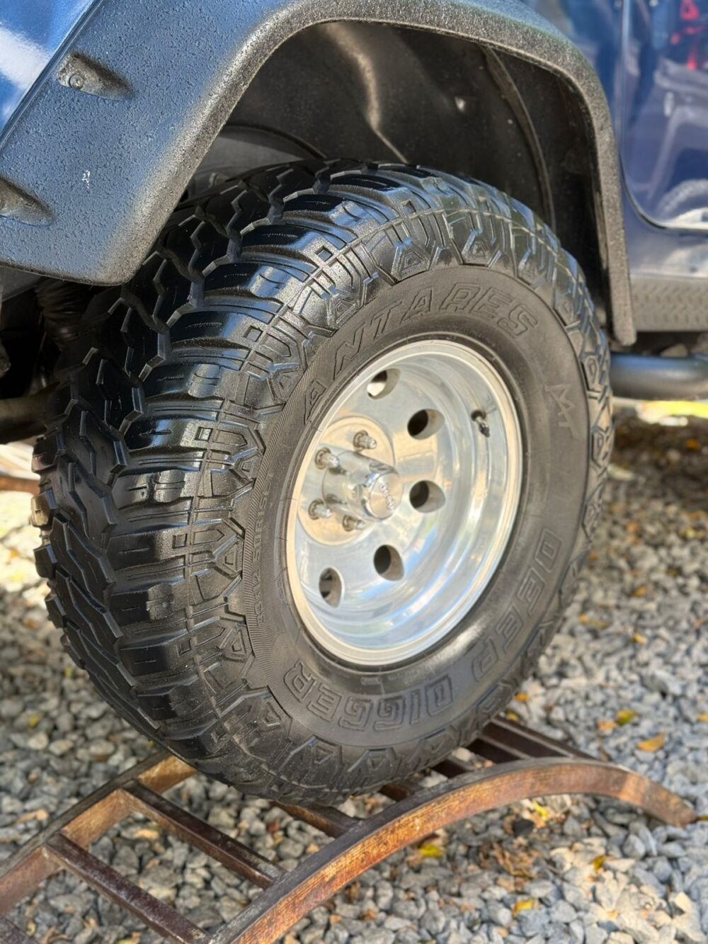 Jeep Rubicon 2001 - Image 10