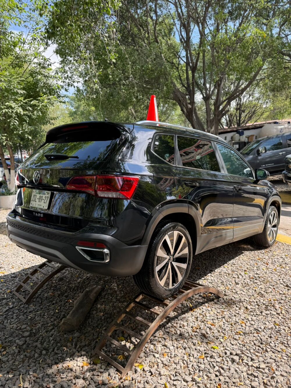 Volkswagen Taos Highline 2021 - Image 7