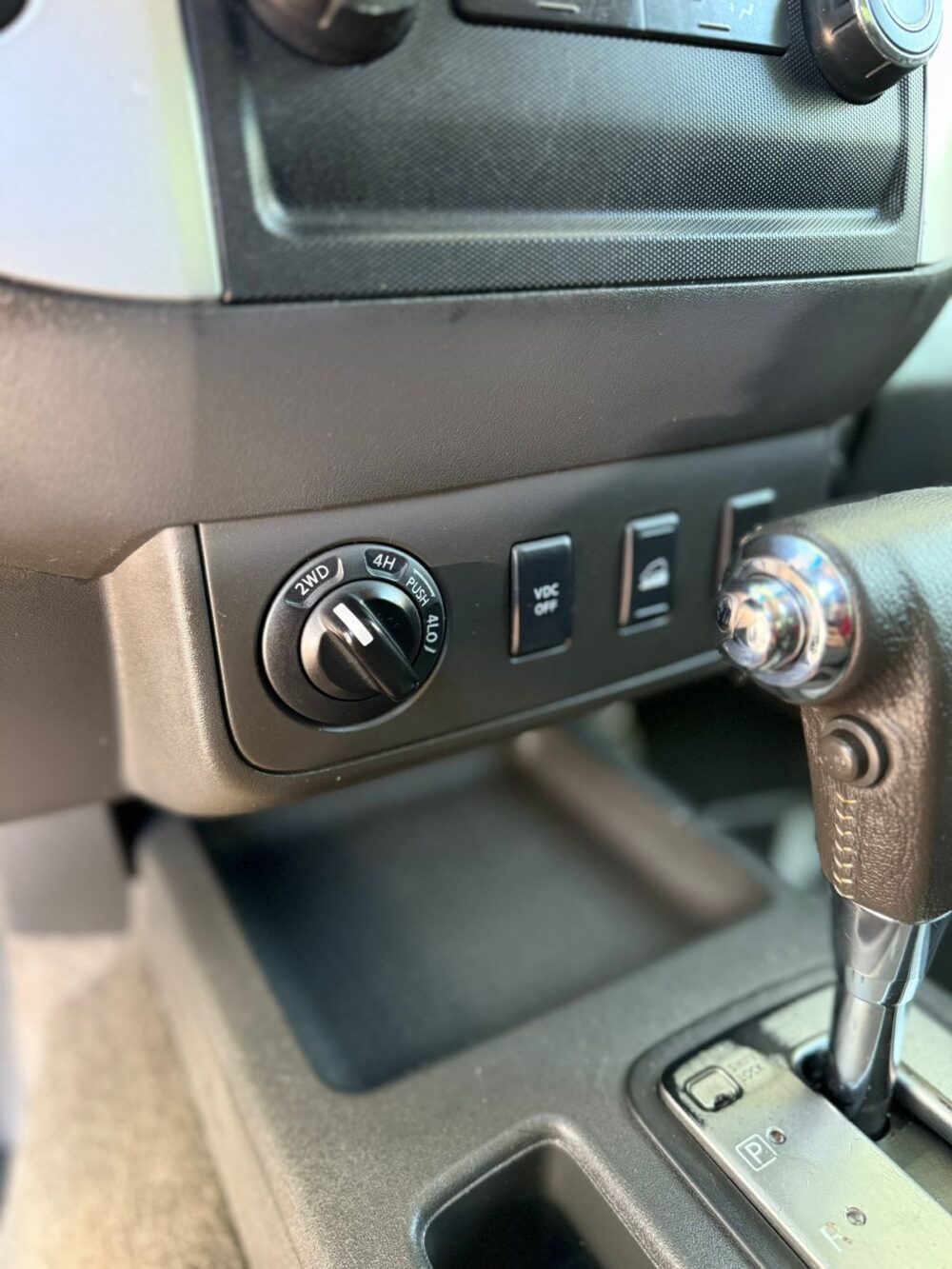 Nissan frontier Sv 4x4 2011 - Image 6